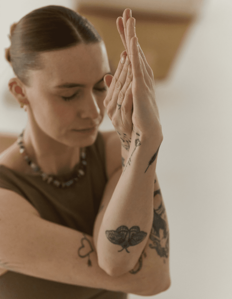 Billede af Nanna. Dine Yoga og Living Yolates instruktør i Herning.